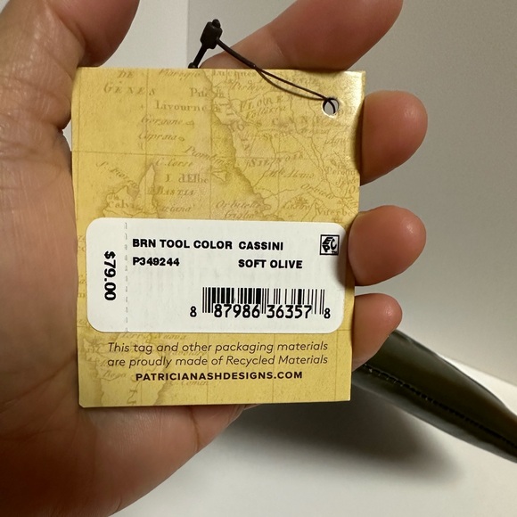 Patricia Nash Large Wrislet, Olive Green with Embossed Floral Design, NWT - Picture 3 of 5